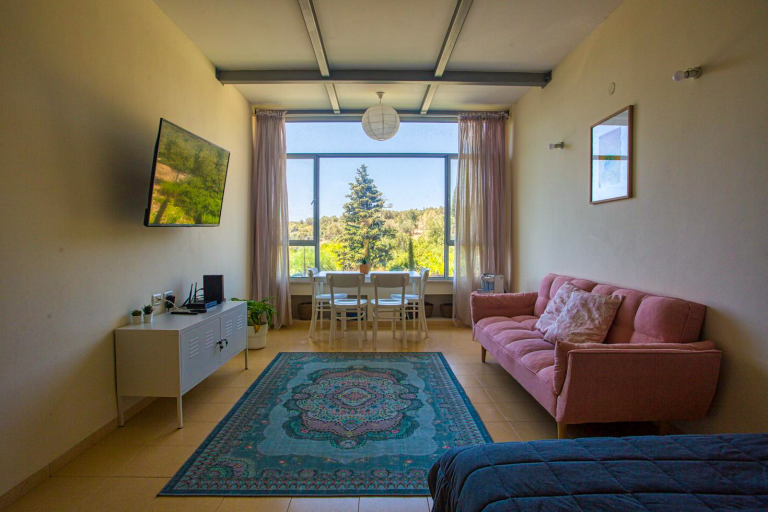 האכסניייה-עין-הוד-1